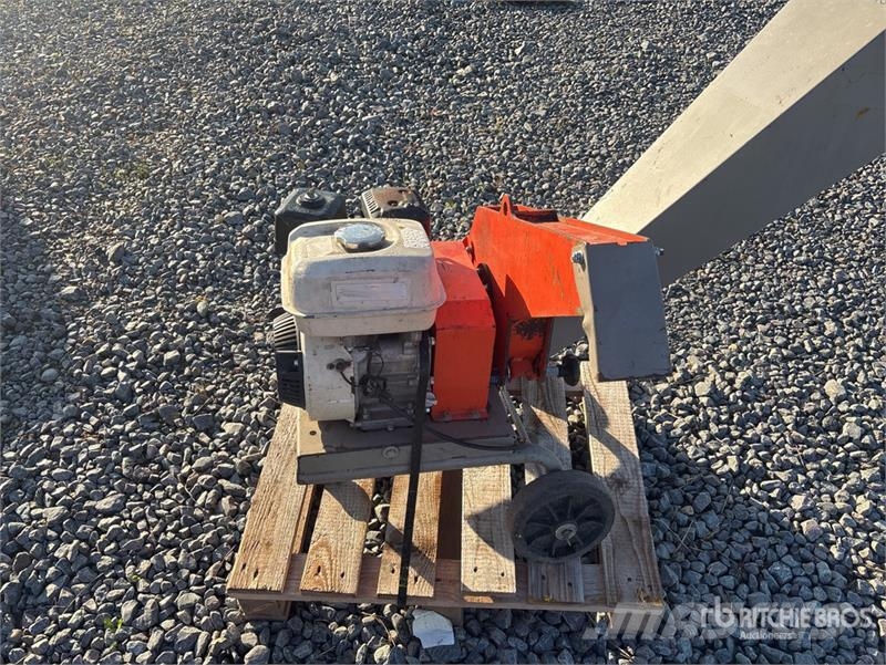  Dormak SH50H Wood Chipper Koksnes šķeldotāji