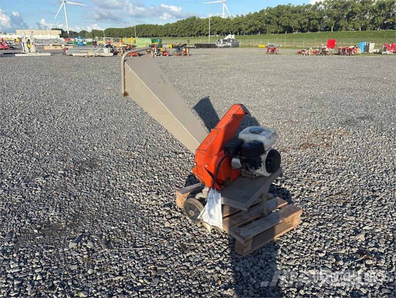 Dormak SH50H Wood Chipper Koksnes šķeldotāji