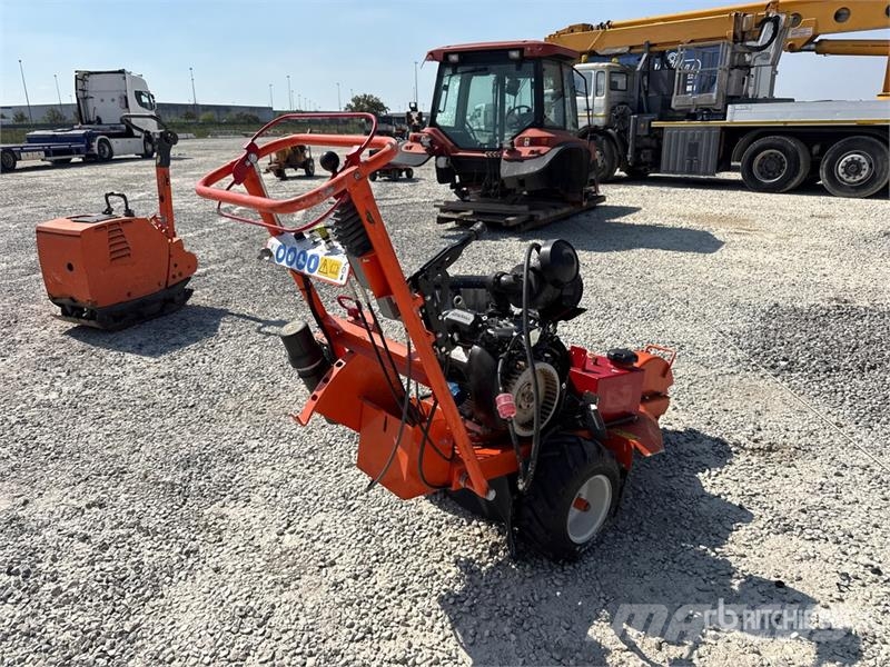 Dosko 691SP-20HE Stump Grinder (Inoperable) Erpici rotanti e motozappe