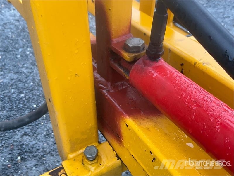 Dubex M 2A 18 m 3-Point Hitch Sprayer Vučene prskalice