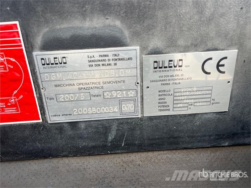 Dulevo 200/5 Sweeper Truck Utcaseprő teherautók