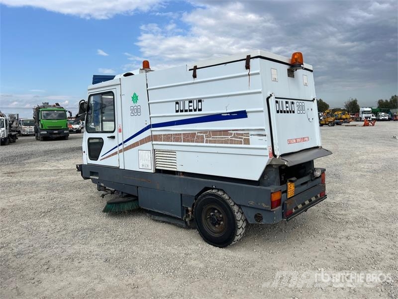 Dulevo 200/5 Sweeper Truck Utcaseprő teherautók