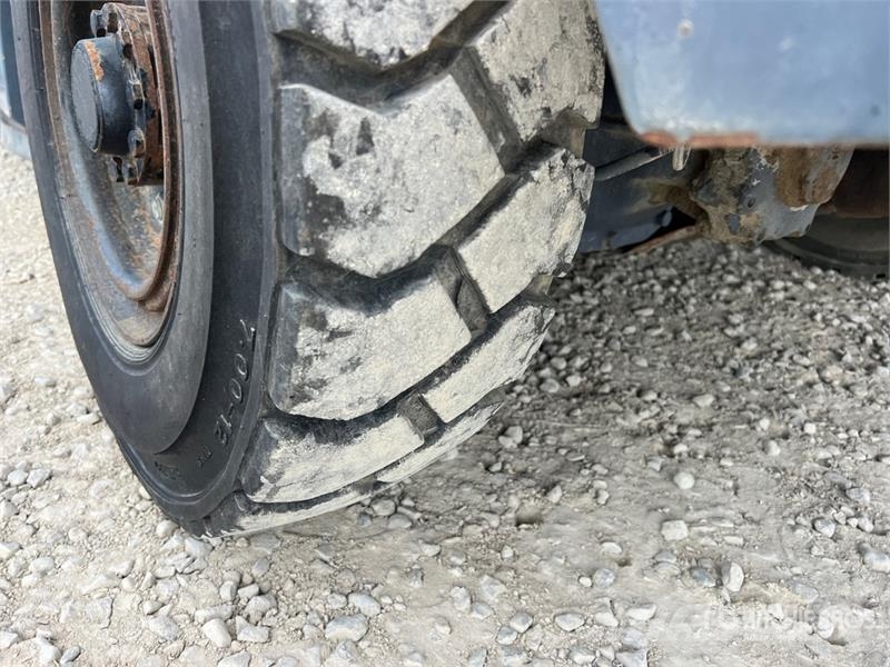 Dulevo 200/5 Sweeper Truck Utcaseprő teherautók