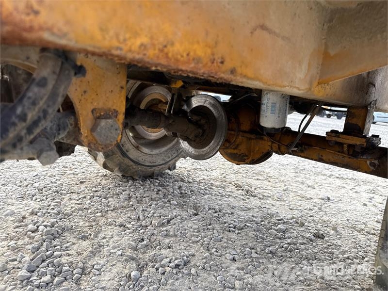 Dumec DP100F 4x4 Dumper عربات نقل قلابة للمواقع