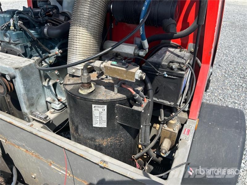 Dynajet 350th-249 ATC Pressure Washer (Inoperable) معدات الغسل بالضغط الخفيف