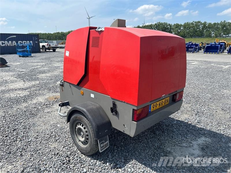 Dynajet 350th-249 ATC Pressure Washer (Inoperable) معدات الغسل بالضغط الخفيف