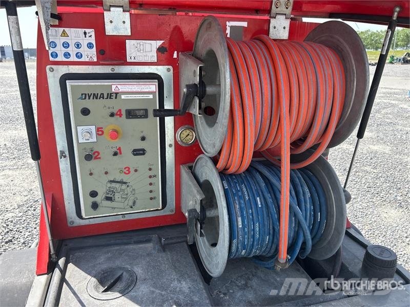 Dynajet 350th-249 ATC Pressure Washer (Inoperable) معدات الغسل بالضغط الخفيف