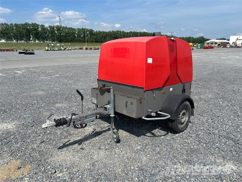 Dynajet 350th-249 ATC Pressure Washer (Inoperable) معدات الغسل بالضغط الخفيف