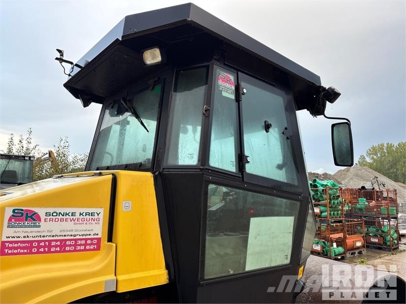 Dynapac CA152D Smooth Drum Compactor Walzenzüge