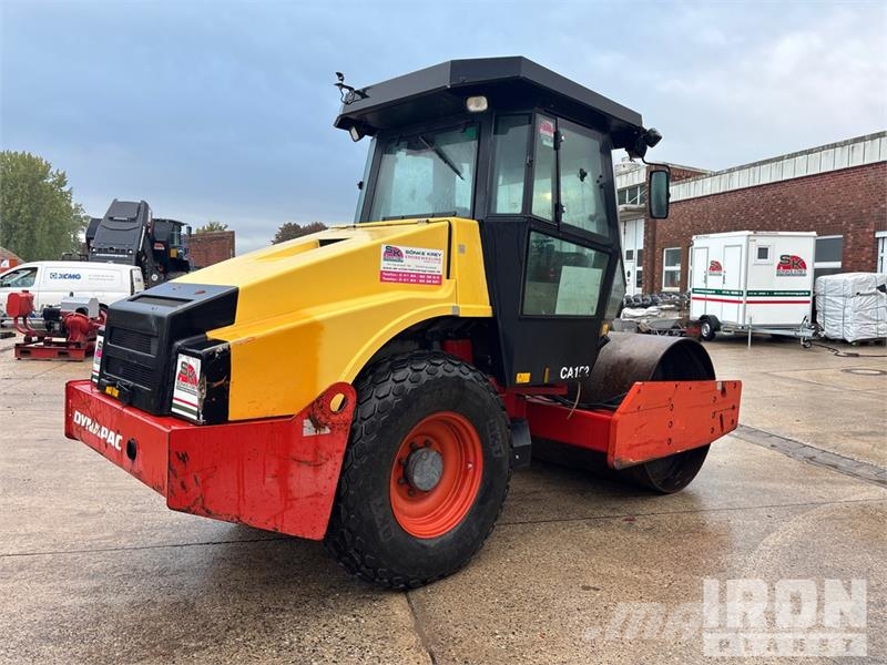 Dynapac CA152D Smooth Drum Compactor Walzenzüge