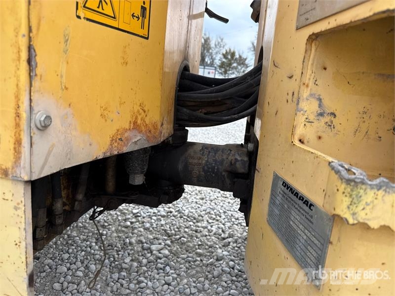 Dynapac CC 142 D Double Drum Roller 双轮压路机