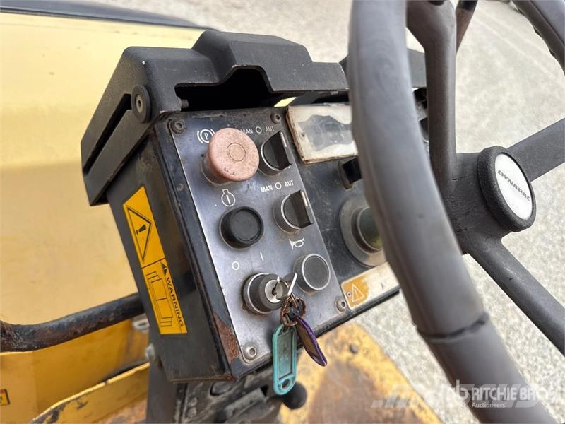 Dynapac CC142F Double Drum Roller Dvojni valjarji