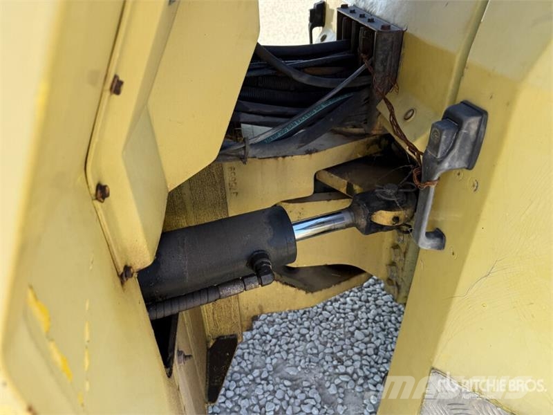 Dynapac CC232 Double Drum Roller Tandemwalzen