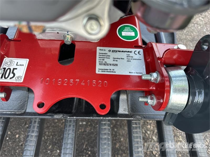 Dynapac DFP7AX Qte De Plaques Vibrantes (Non Utilise) Qty  دكاكات أفقية