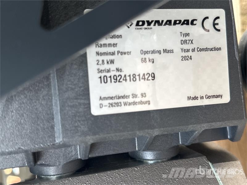 Dynapac DR7X Qte De Pilonneuses (Non Utilise) Qty Of Jumpi Трамбувальники