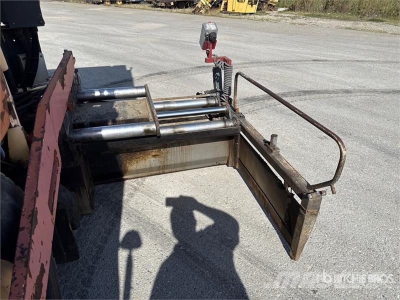 Dynapac F121-4W Asphalt Paver Pavimentadoras de asfalto