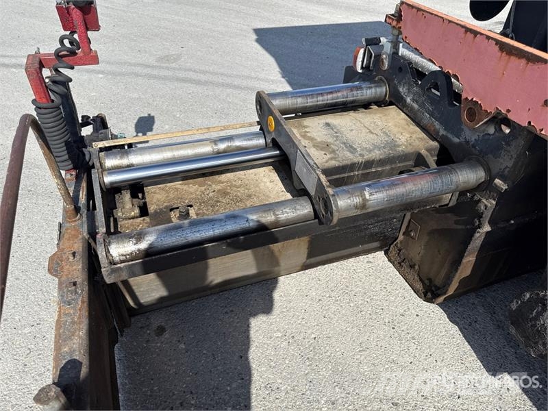 Dynapac F121-4W Asphalt Paver Pavimentadoras de asfalto