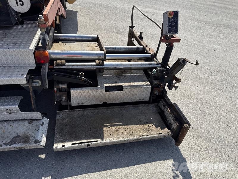 Dynapac F121-4W Asphalt Paver Pavimentadoras de asfalto