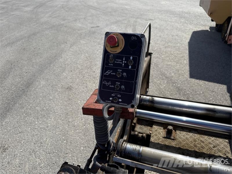 Dynapac F121-4W Asphalt Paver Pavimentadoras de asfalto