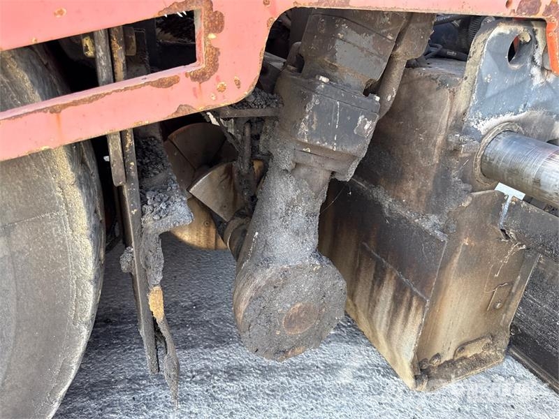 Dynapac F121-4W Asphalt Paver Pavimentadoras de asfalto