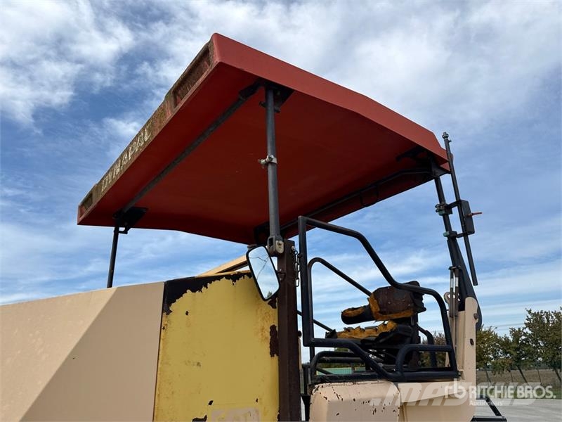 Dynapac F121-4W Asphalt Paver Pavimentadoras de asfalto