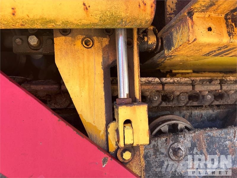 Dynapac F2C Track Asphalt Paver معدات السفلتة