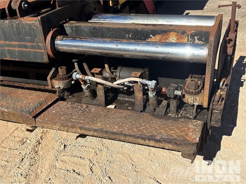 Dynapac F2C Track Asphalt Paver معدات السفلتة