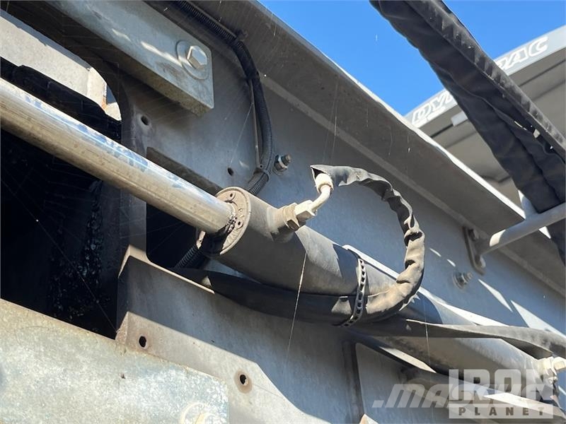 Dynapac MF2500CM Tracked Asphalt Transfer Machine Gradbeništvo - drugo