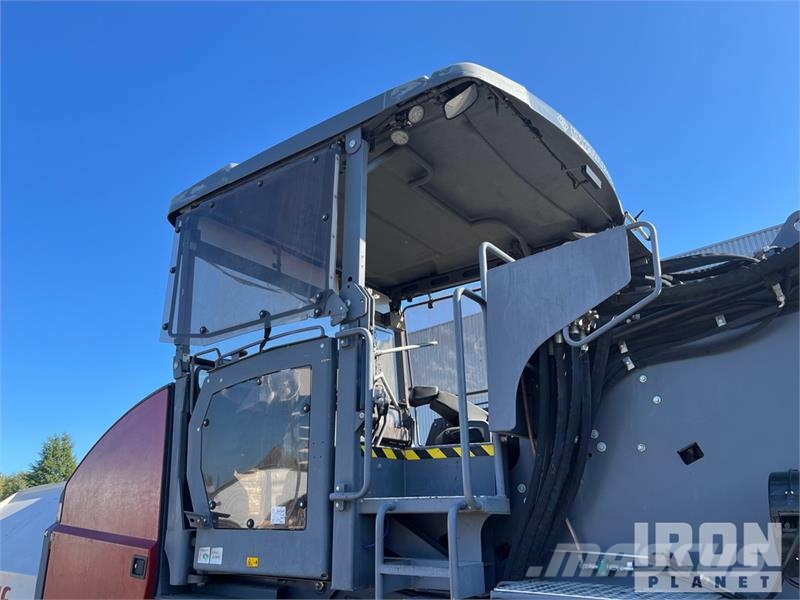 Dynapac MF2500CM Tracked Asphalt Transfer Machine Gradbeništvo - drugo