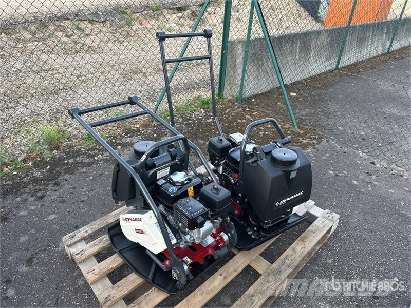 Dynapac of (2) Dynapac DFP7AX Vibratory Plate Compactor (U دكاكات أفقية