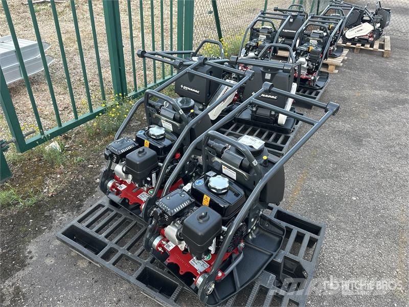 Dynapac of (2) Dynapac DFP7AX Vibratory Plate Compactor (U دكاكات أفقية