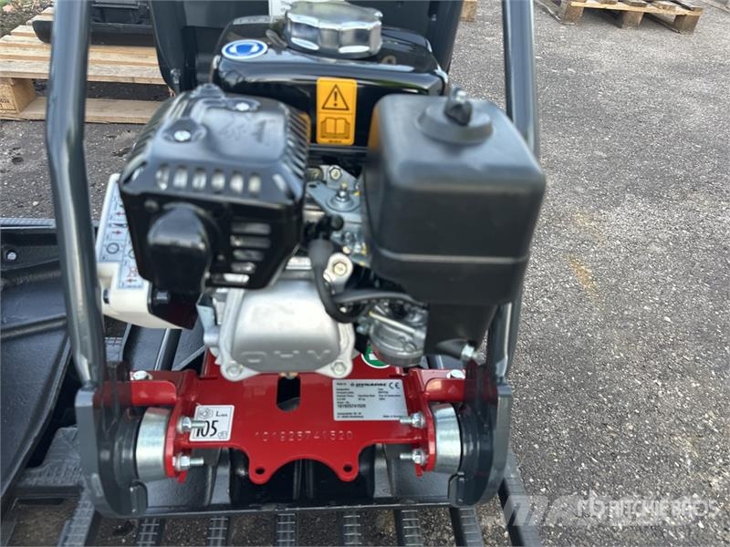 Dynapac of (2) Dynapac DFP7AX Vibratory Plate Compactor (U دكاكات أفقية