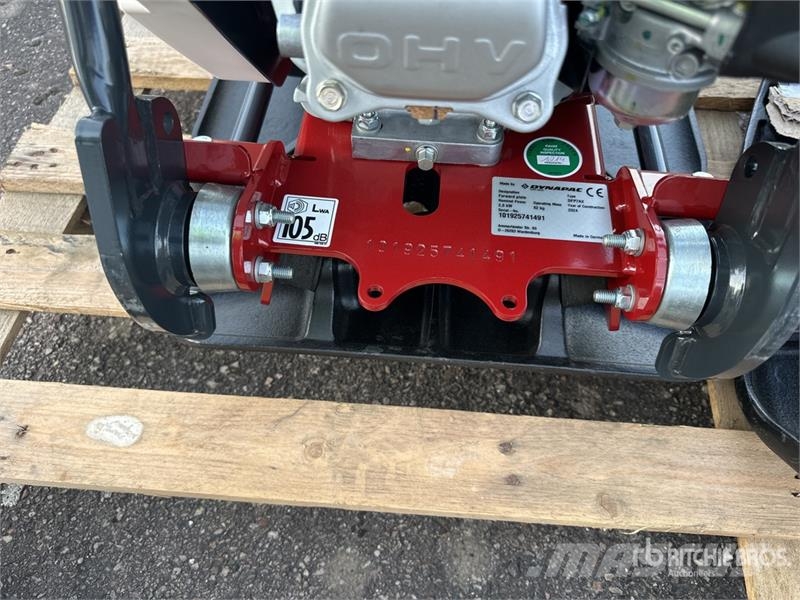 Dynapac of (2) Dynapac DFP7AX Vibratory Plate Compactor (U دكاكات أفقية