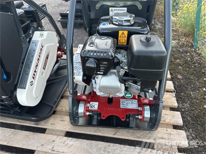 Dynapac of (2) Dynapac DFP7AX Vibratory Plate Compactor (U دكاكات أفقية