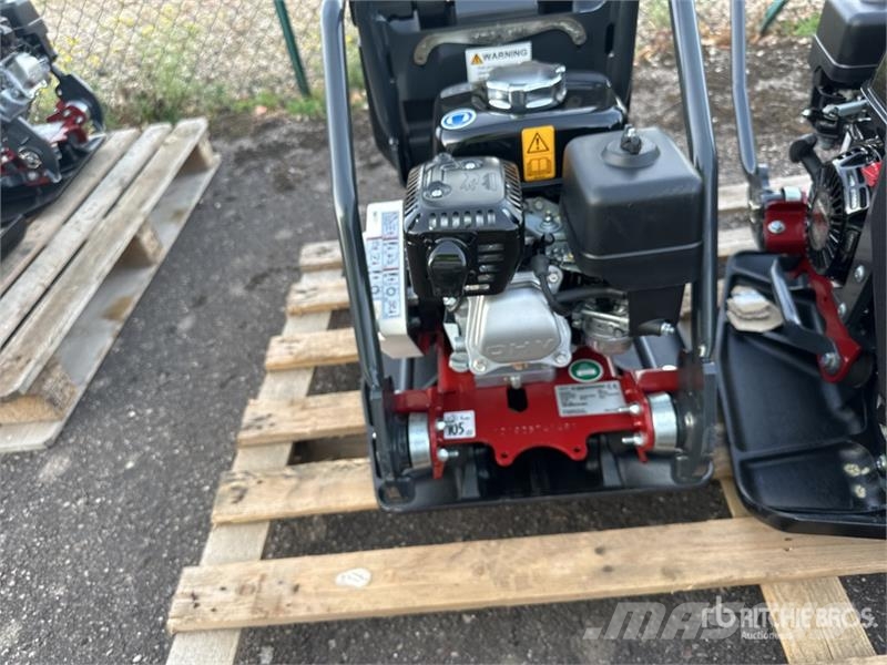 Dynapac of (2) Dynapac DFP7AX Vibratory Plate Compactor (U دكاكات أفقية