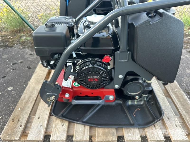 Dynapac of (2) Dynapac DFP7AX Vibratory Plate Compactor (U دكاكات أفقية