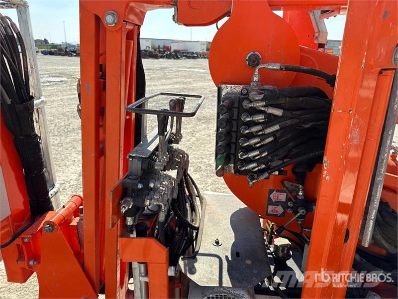 Easy Lift R130 Crawler Articulating Boom Lift (Ino Bomlifte med knækarm