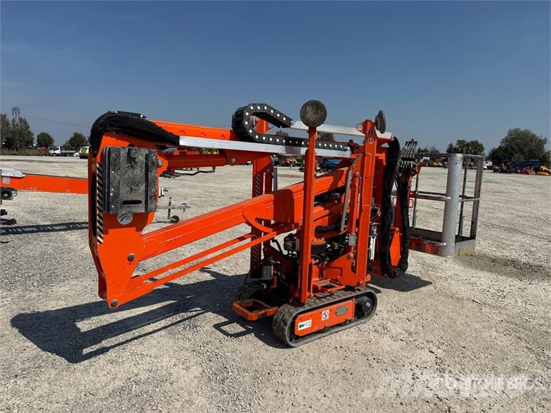 EasyLift R130 Crawler Articulating Boom Lift (Ino Kuukulkijat