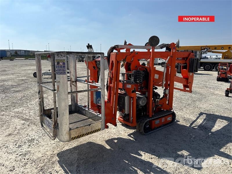 EasyLift R130 Crawler Articulating Boom Lift (Ino Kuukulkijat