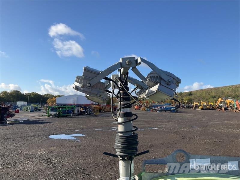 ECOLITE-T 750 Light Tower (Inoperable) Gaismas torņi