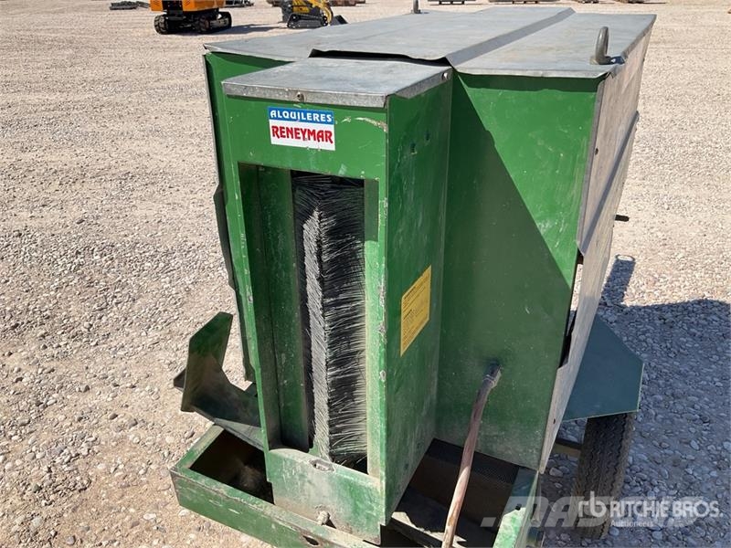  Edilfa 3P80 Concrete Mold Cleaner معدات البناء - غير ذلك