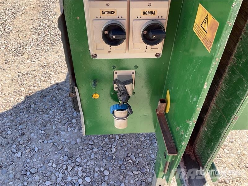  Edilfa 3P80 Concrete Mold Cleaner معدات البناء - غير ذلك