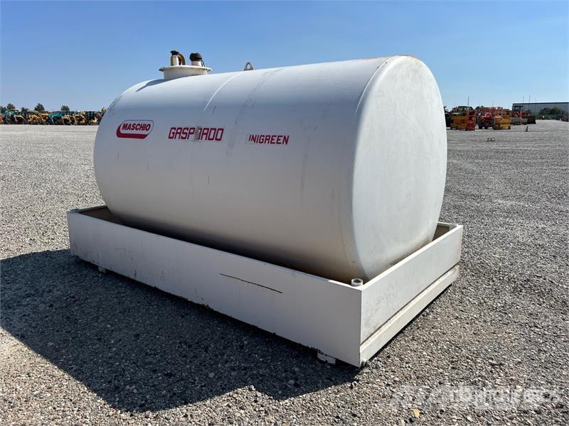 Emiliana Serbatoi 5000l Fuel Tank Баки для топлива и присадок