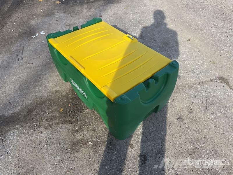 Emiliana Serbatoi Carrytank 150CM Fuel Tank (Unused) صهاريج الوقود والصهاريج الإضافية