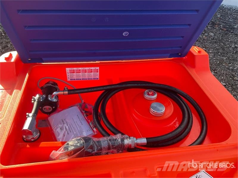 Emiliana Serbatoi Carrytank 440 Pk 440 L Portable Poly Diesel 440 L  صهاريج الوقود والصهاريج الإضافية