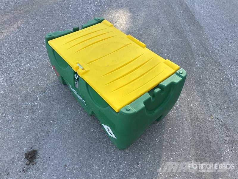Emiliana Serbatoi Carrytank 150CM Fuel Tank (Unused) صهاريج الوقود والصهاريج الإضافية