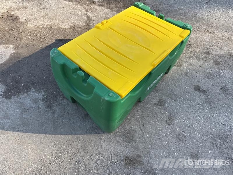 Emiliana Serbatoi Carrytank 150CM Fuel Tank (Unused) صهاريج الوقود والصهاريج الإضافية