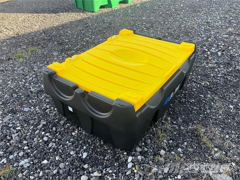 Emiliana Serbatoi Carrytank 220PK 220 L Poly Portable Diesel Transfe Резервоари за гориво и добавки