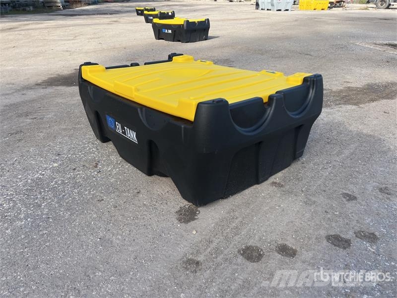 Emiliana Serbatoi Carrytank 220CM 220 L Poly Portable Diesel Transfe Fuel and additive tanks