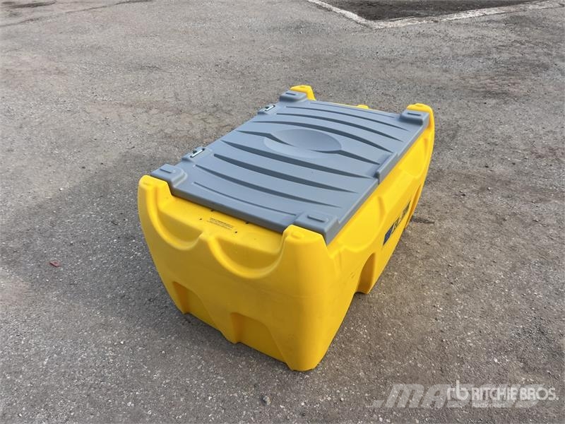 Emiliana Serbatoi Carrytank 330CM 330 L Poly Portable Diesel Transfe صهاريج الوقود والصهاريج الإضافية